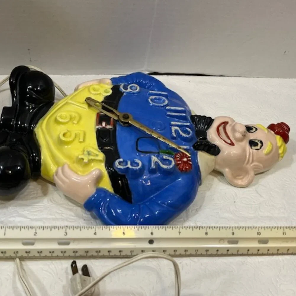 VTG Hand Painted Ceramic Wall Clown Working Clock Decor 13